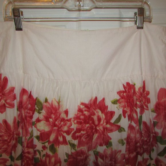 SPEECHLESS Floral Skirt - Sz 9 - Picture 2 of 6